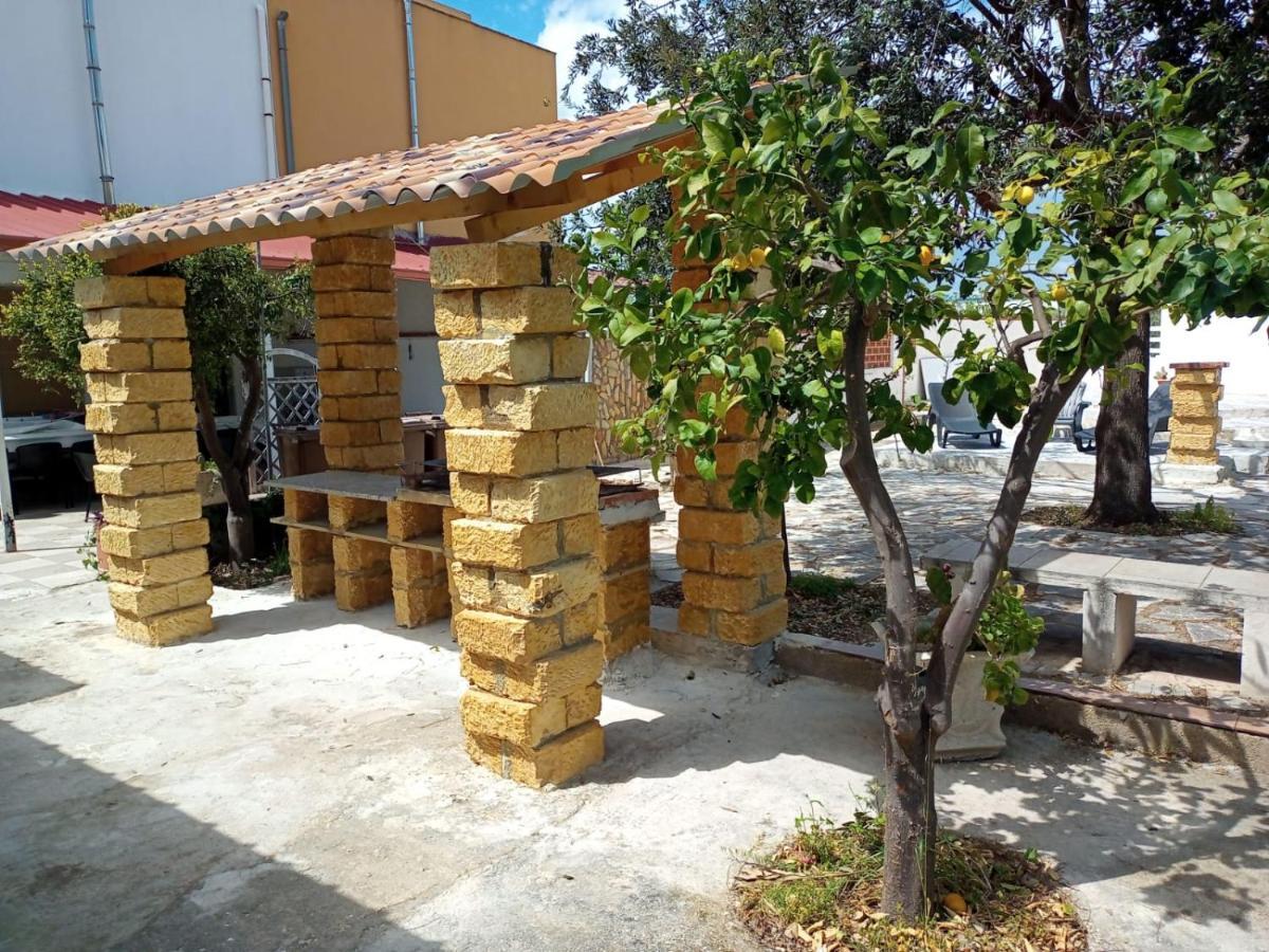 Terre Di Mare Near The Sandy With Pool, Parking & Wifi * Fontane Bianche