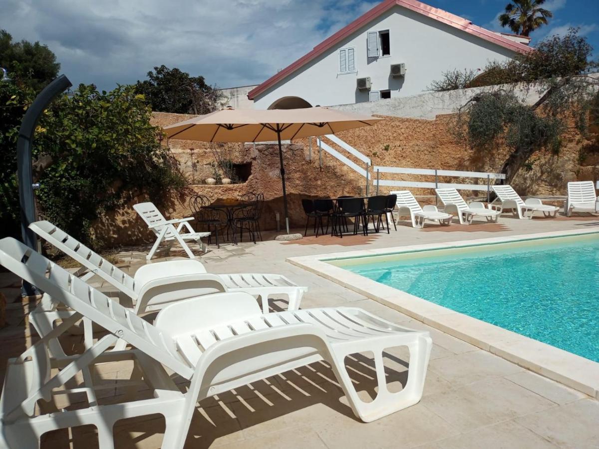 Terre Di Mare Near The Sandy With Pool, Parking & Wifi * Fontane Bianche